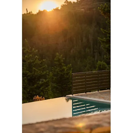 Вилла Hill View Ena