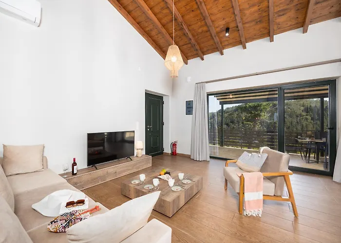 Hill View Ena Villa Chourdatika